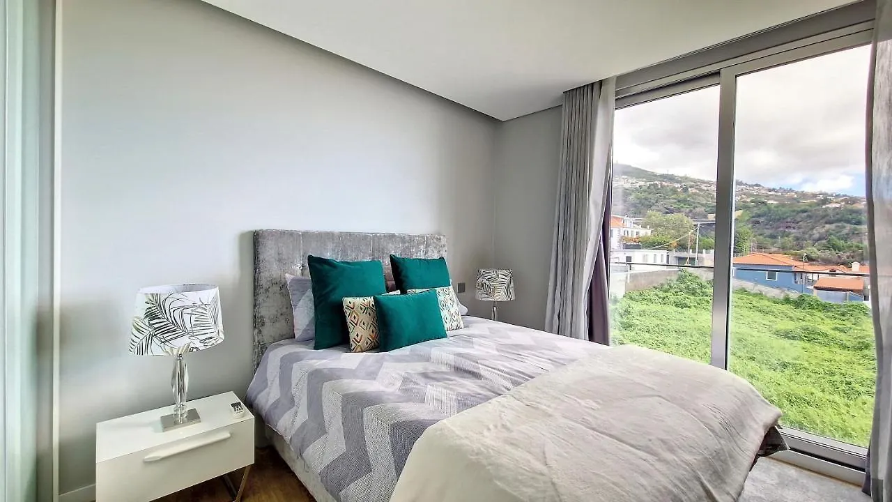 Paradise Palms By Lovelystay Funchal  Villa