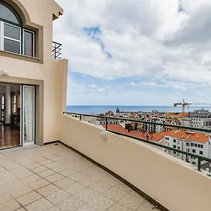 A O Mar Rooms- Center Maison d'hôtes